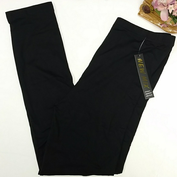 PLUS SIZE Black Brushed Knit Leggings - Picture 4 of 4