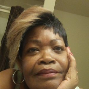 Meet your Posher, Cynthia