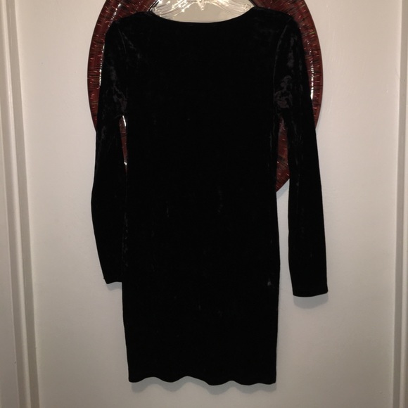black velvet mini dress - Picture 3 of 5