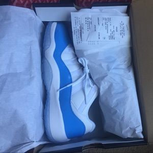 Low top 11 brand new never worn