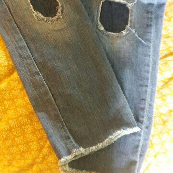 Jeans - Picture 2 of 4