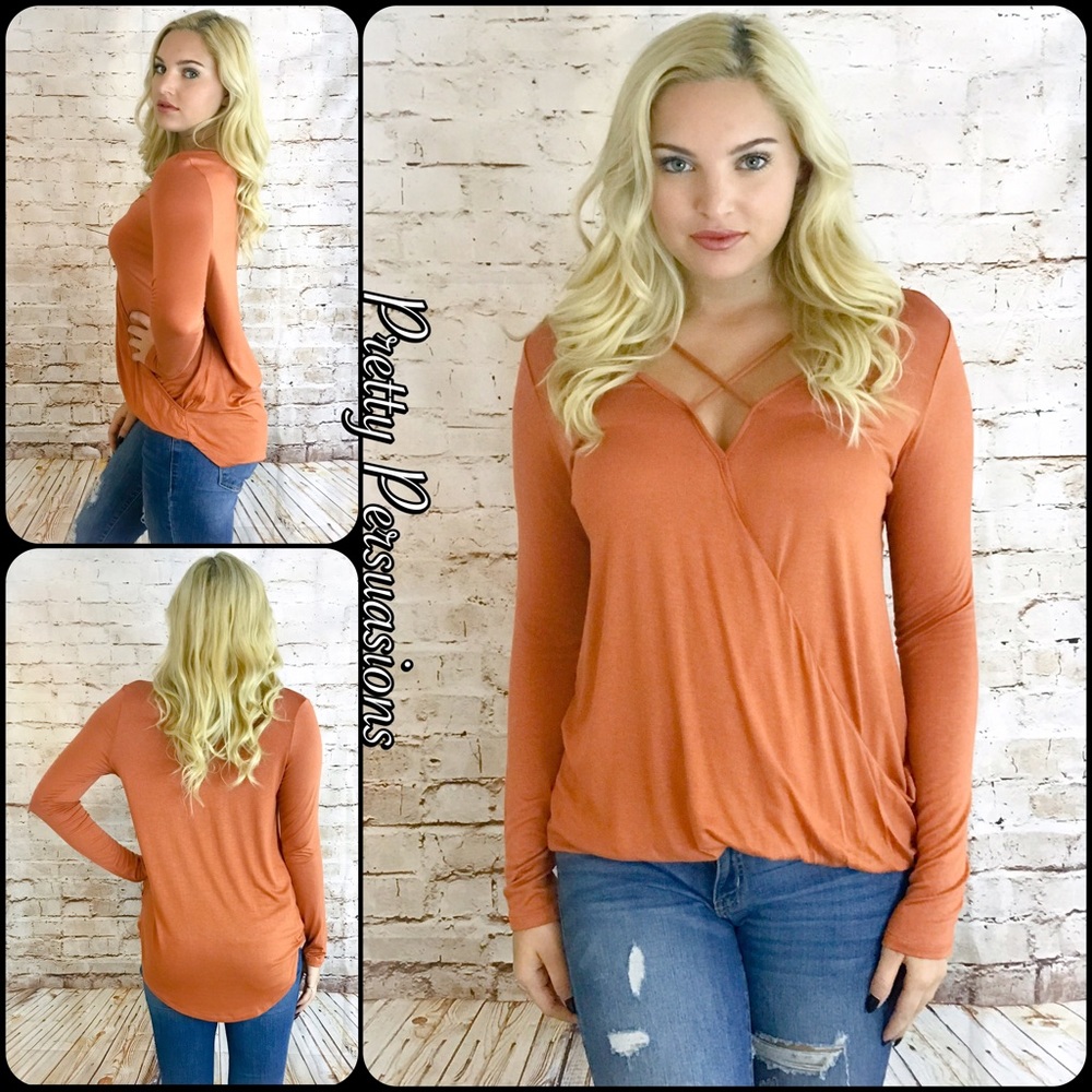 LAST ONE‼️Crisscross Strappy Front Surplice Top - Picture 4 of 6