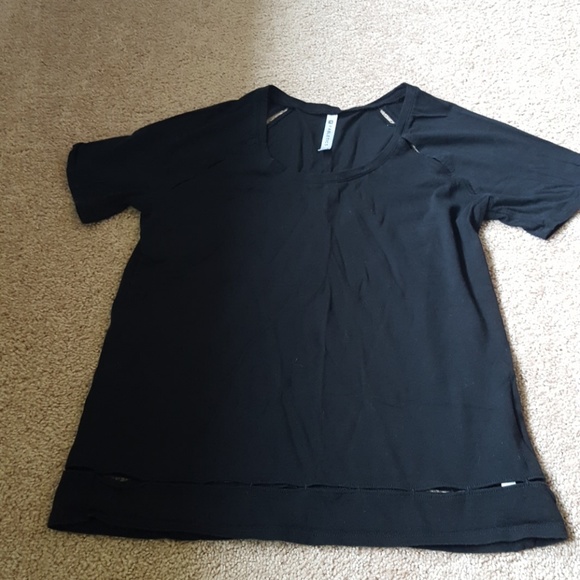 Fabletics Tops - Sz. S fabletics black vented workout shirt
