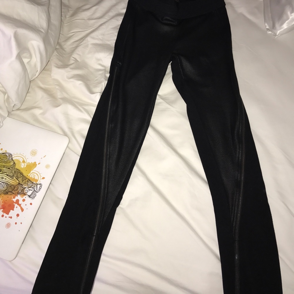 Leather leggings