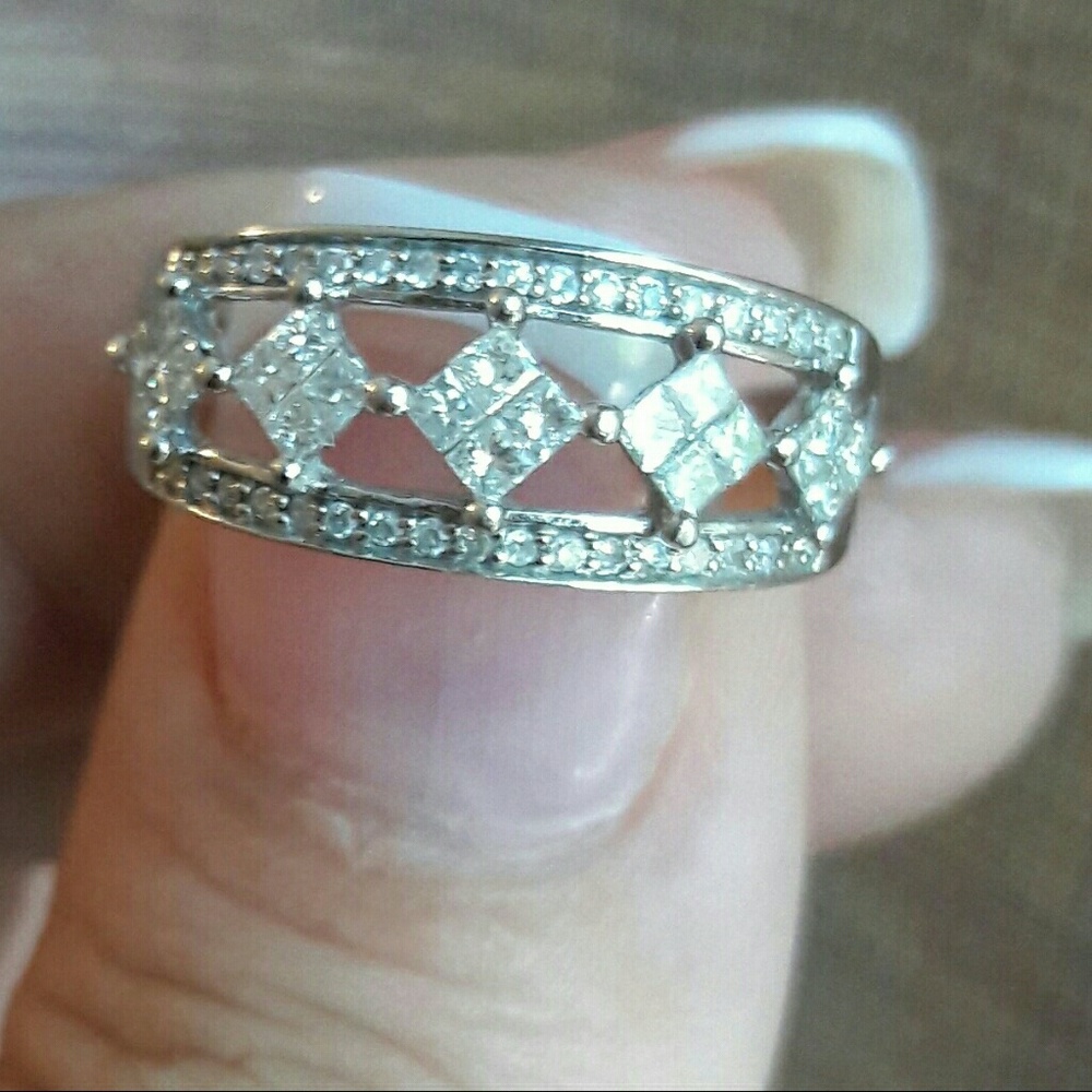 SOLD!!!!!....14k white gold diamond band ring