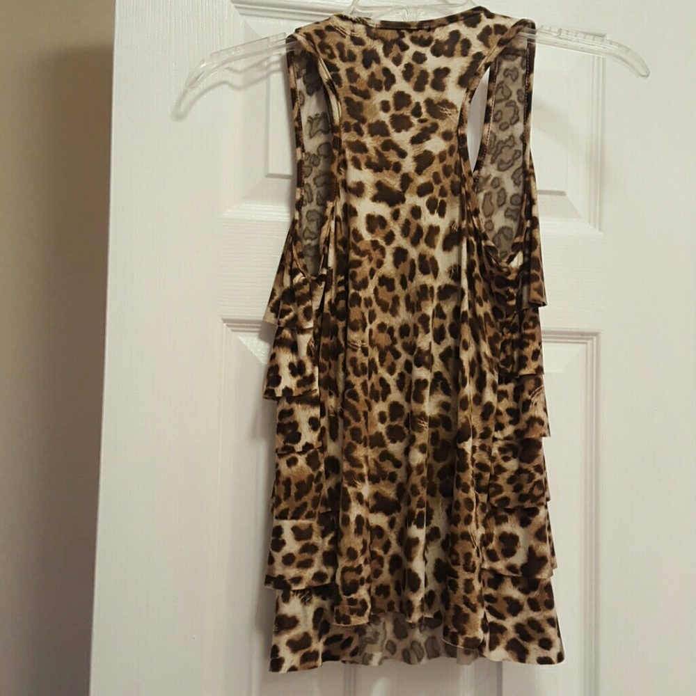 Leopard Print top - Picture 2 of 4