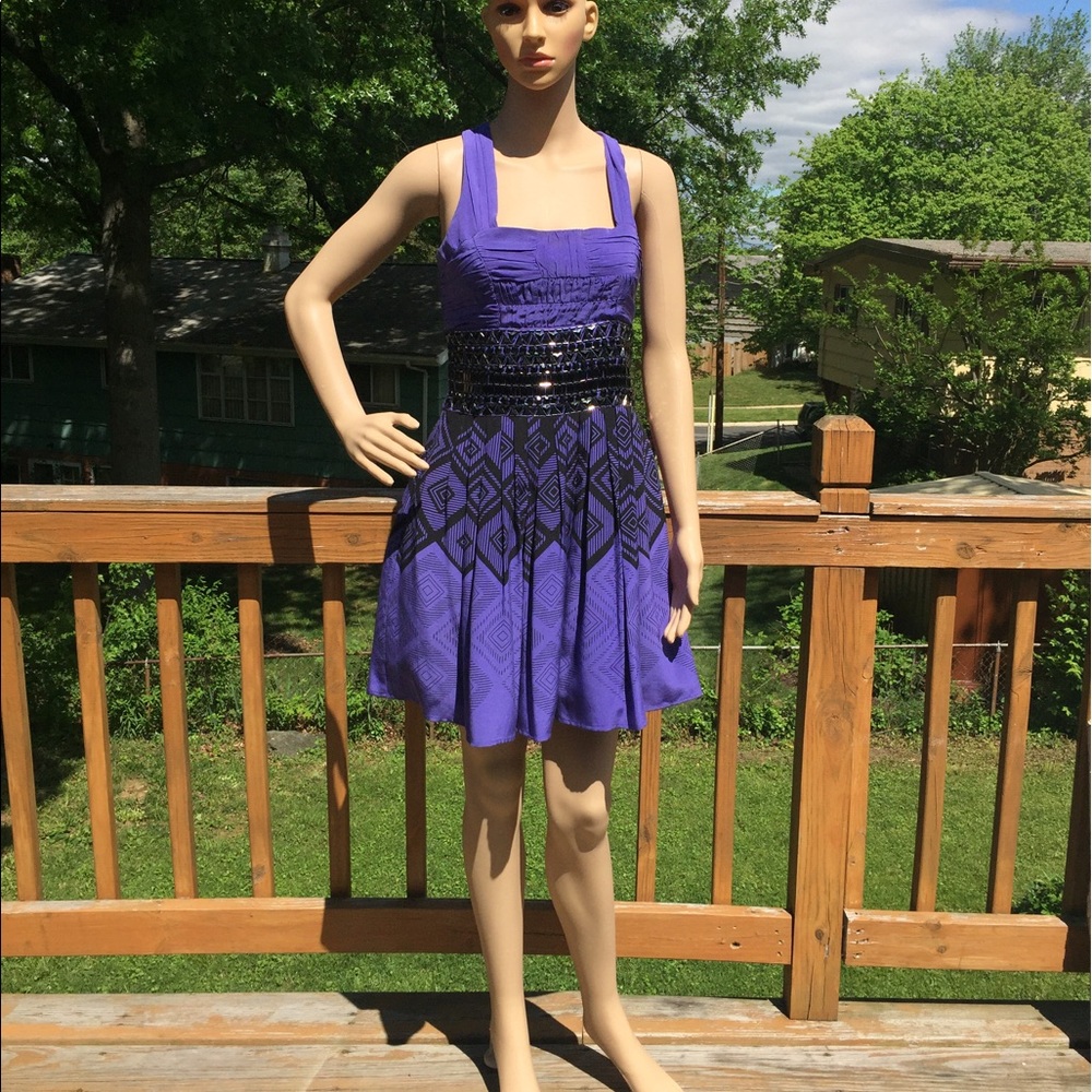 Bebe beautiful dress