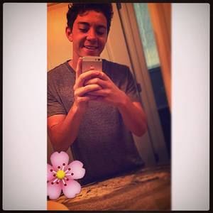 Meet your Posher, Cameron