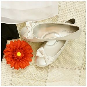 Girls Kenneth Cole Reaction Ballet Flat with Bow