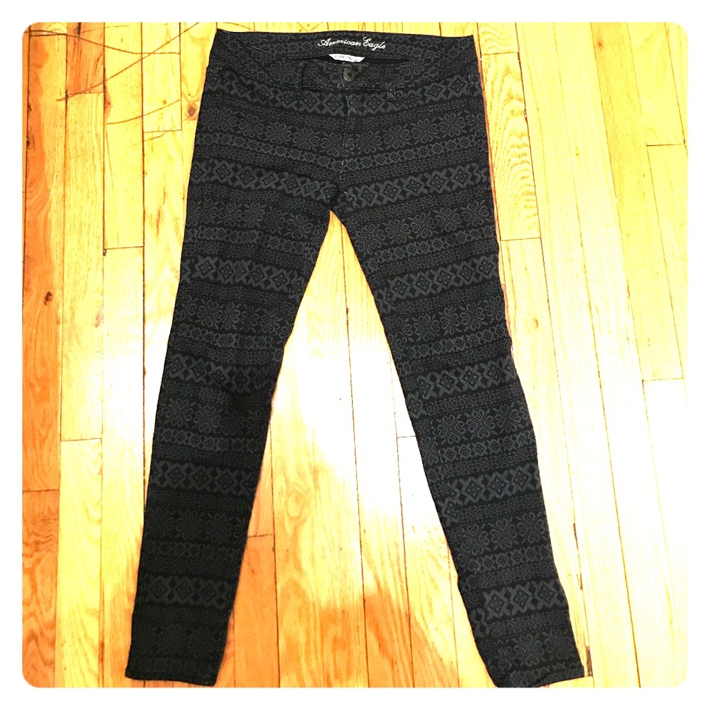 American Eagle stretch printed jeggings