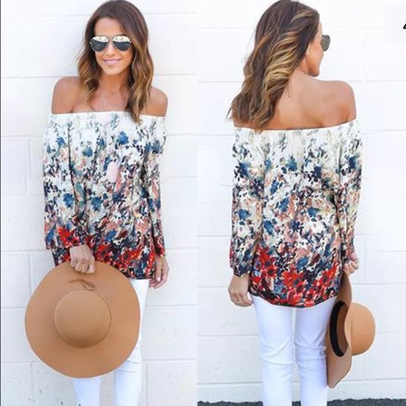 Summer Long sleeve Off the shoulder top. - Picture 6 of 8