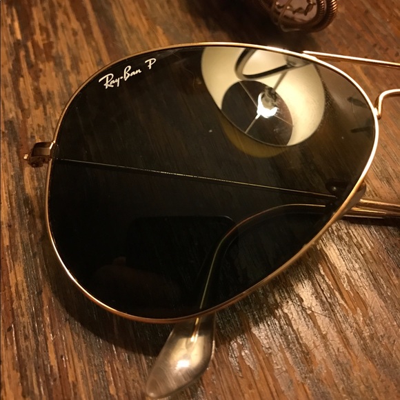 Dark green polarized woman's raybans - Picture 2 of 5