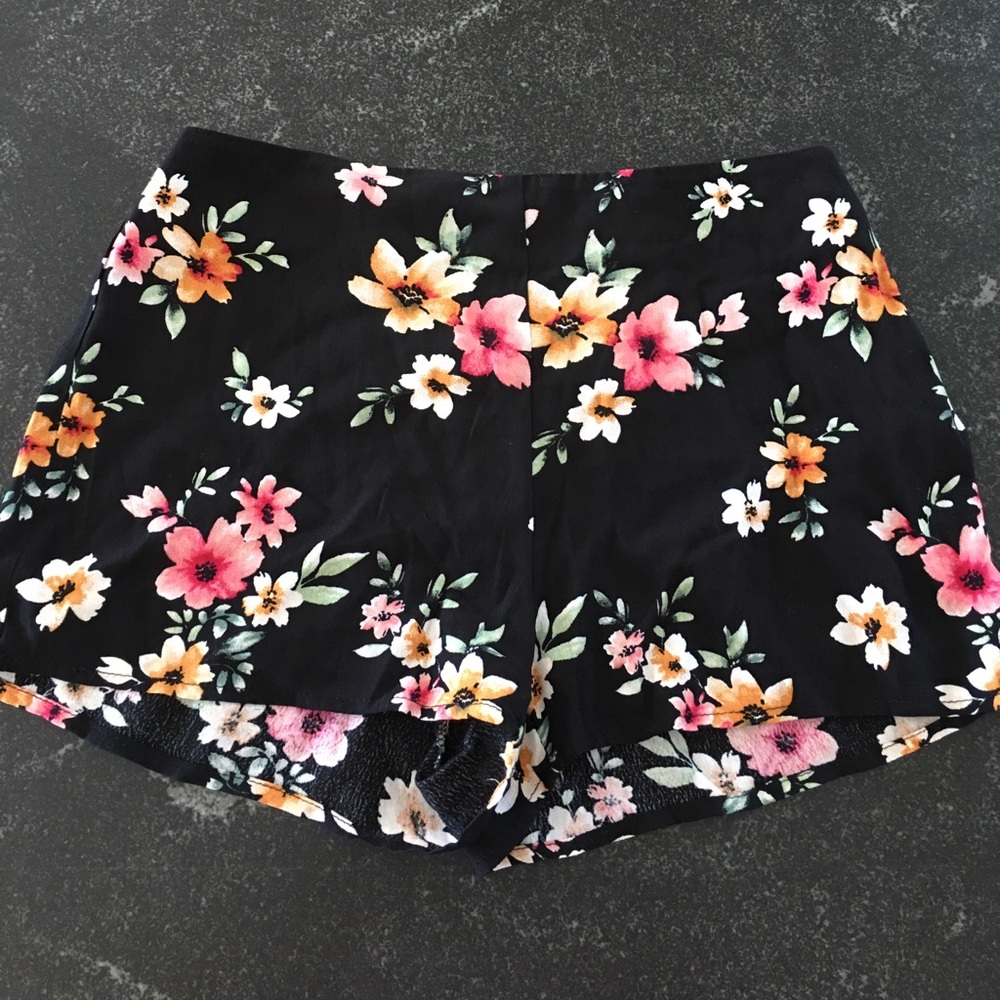 High waisted floral shorts