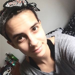 Meet your Posher, Christina