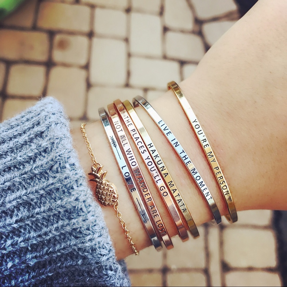 "Let go of yesterday" Bracelet Set - Picture 2 of 2