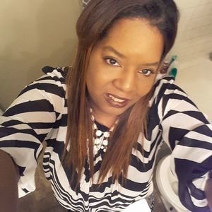 Meet your Posher, Davea