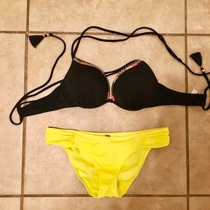 Victoria's Secret Bikini Set