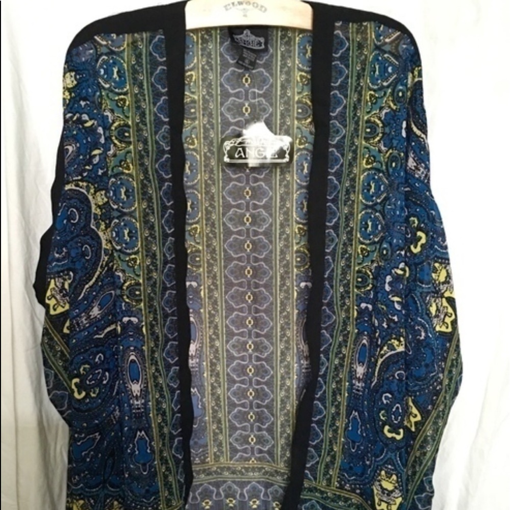 XL poncho style Kimono 💙