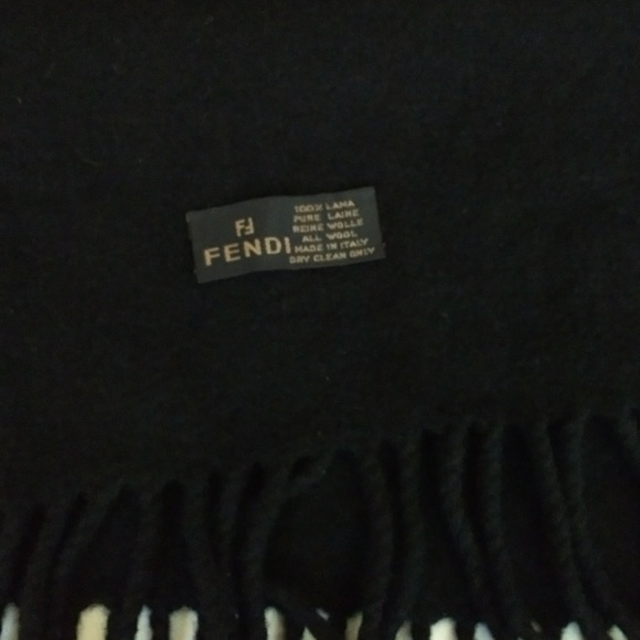 SOLD! Vintage Fendi Wool Scarf - Picture 5 of 6