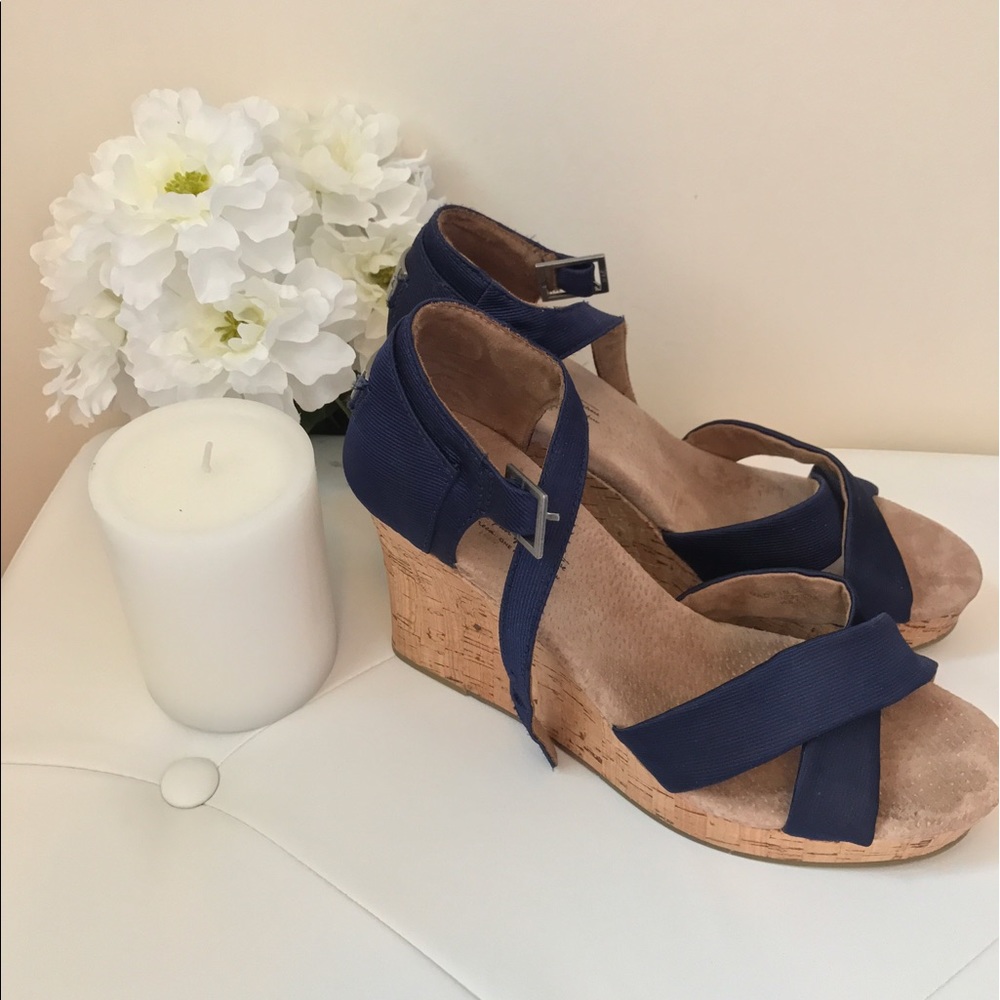 Toms open toe wedge - hardly worn