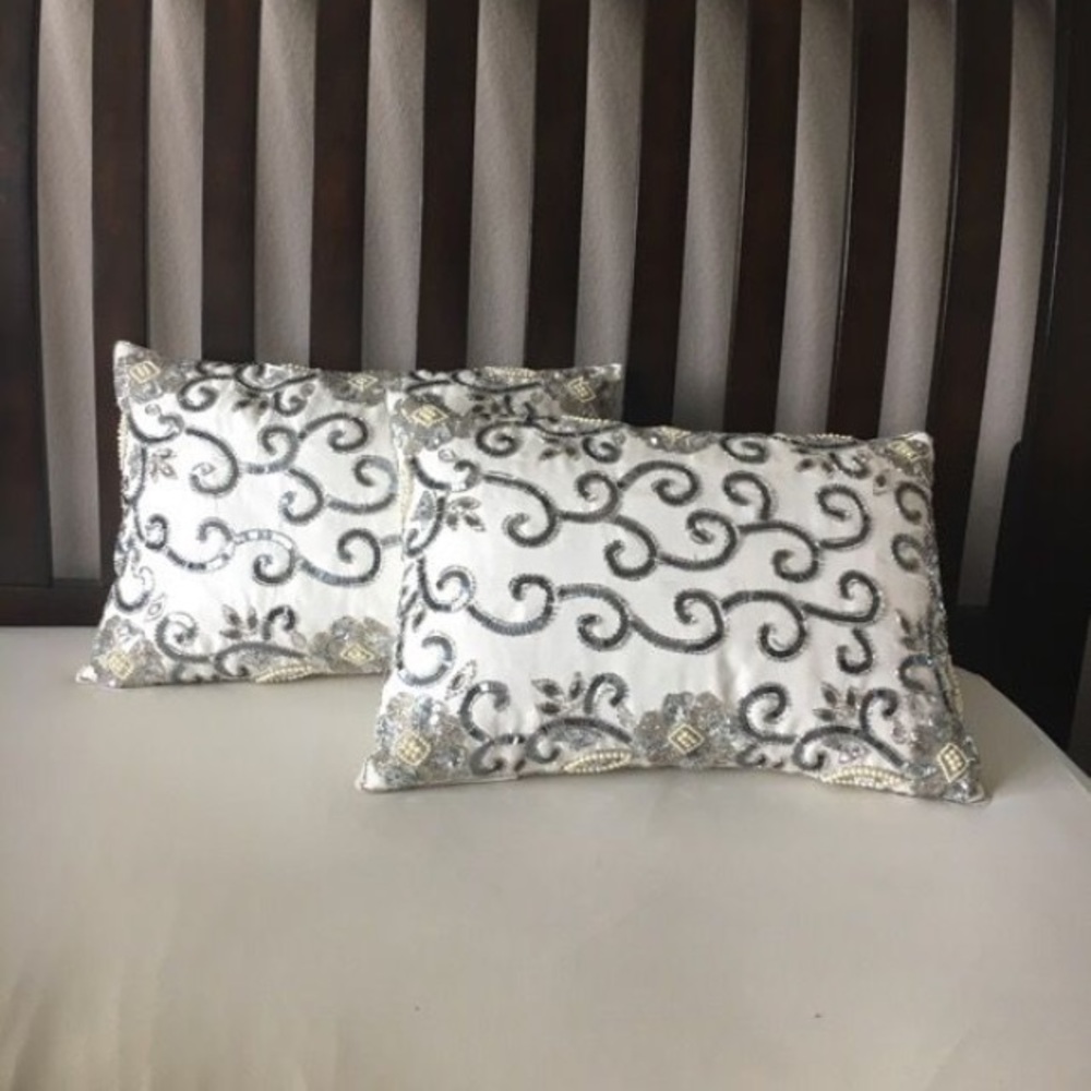 Decorative Pillows