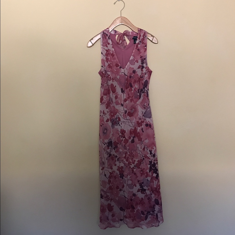 Ann Taylor pink floral dress. Size 2. Never worn.