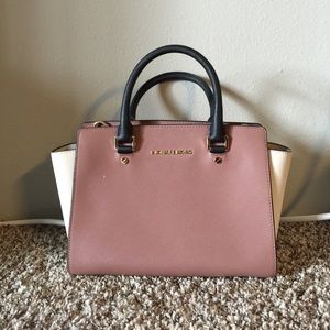 Michael Kors cross body handbag