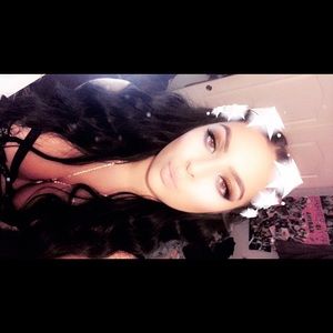 Meet your Posher, Karina