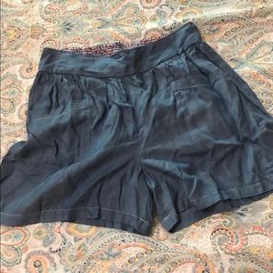 Matilda Jane shorts size small