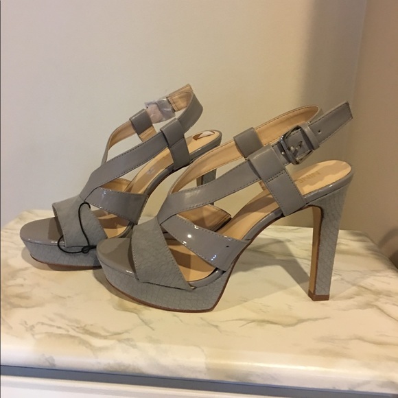 Nine West Shoes - NEW Nine West Snakeskin Pattern Grey Heels