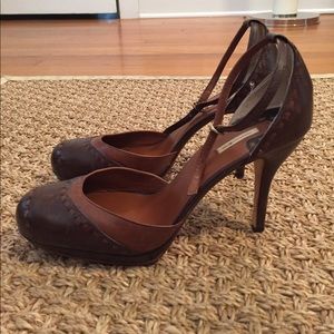 **SHOES SALE** Brown Platform Pumps