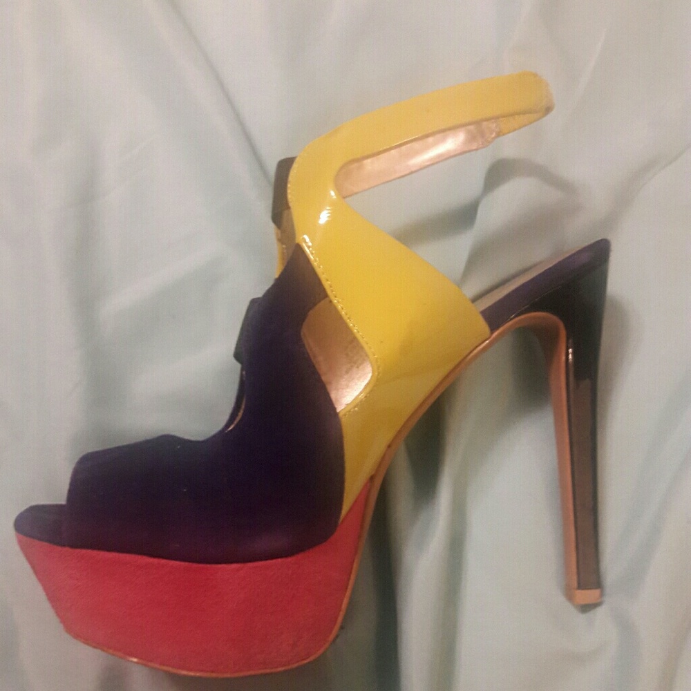 Jessica Simpson Pumps