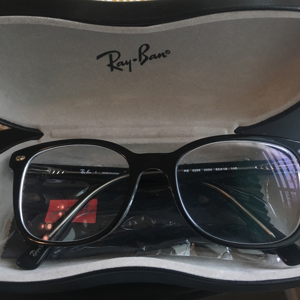 NEW Prescribed RayBan glasses (-1.75 Rx)