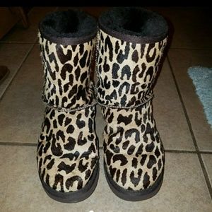 Leopard UGGS