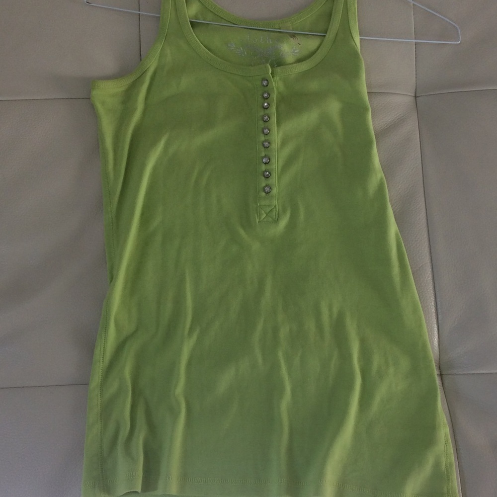 Medium tank top