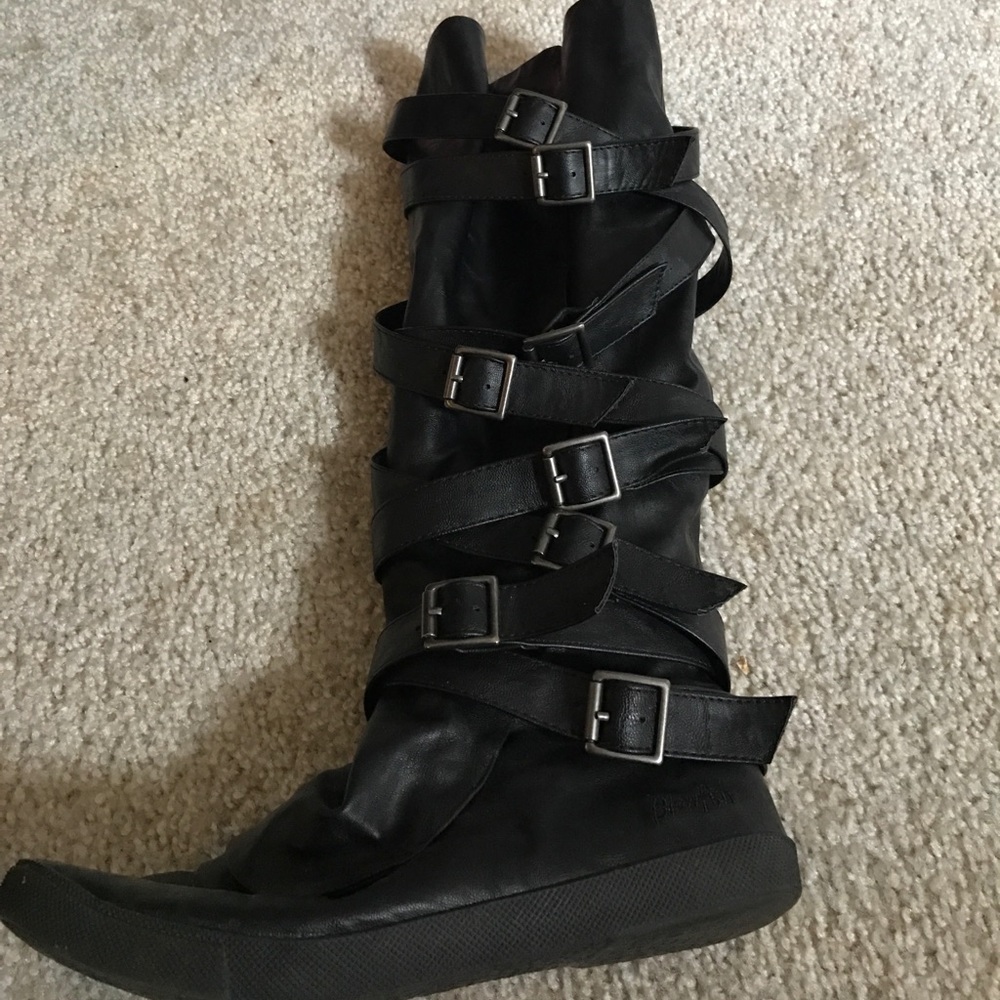 Blowfish black buckle boots