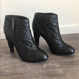 Chanel black leather quilted ankle booties size 40