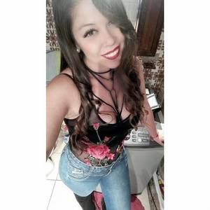 Meet your Posher, Daniela