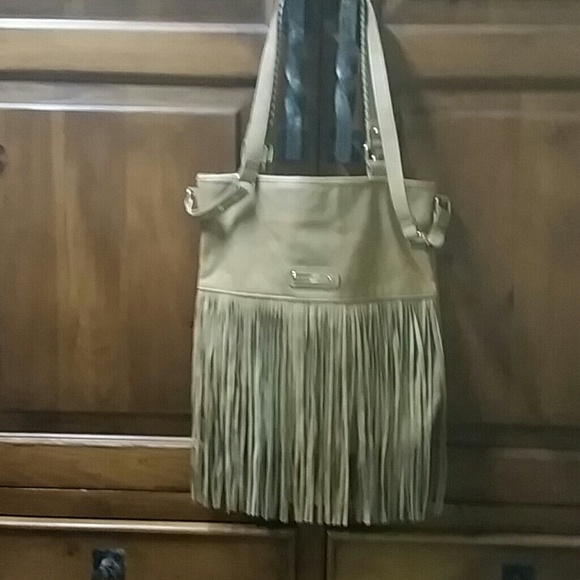 Steve Madden Tan fringe crossbody, shoulder strap - Picture 2 of 4