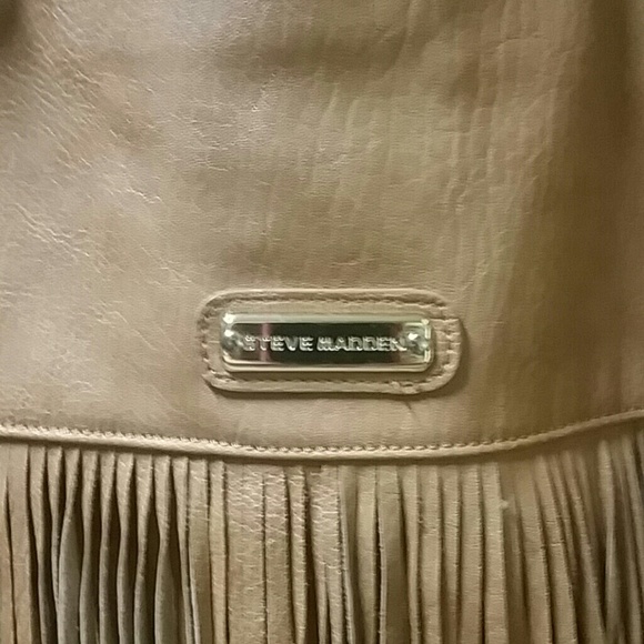 Steve Madden Tan fringe crossbody, shoulder strap - Picture 3 of 4