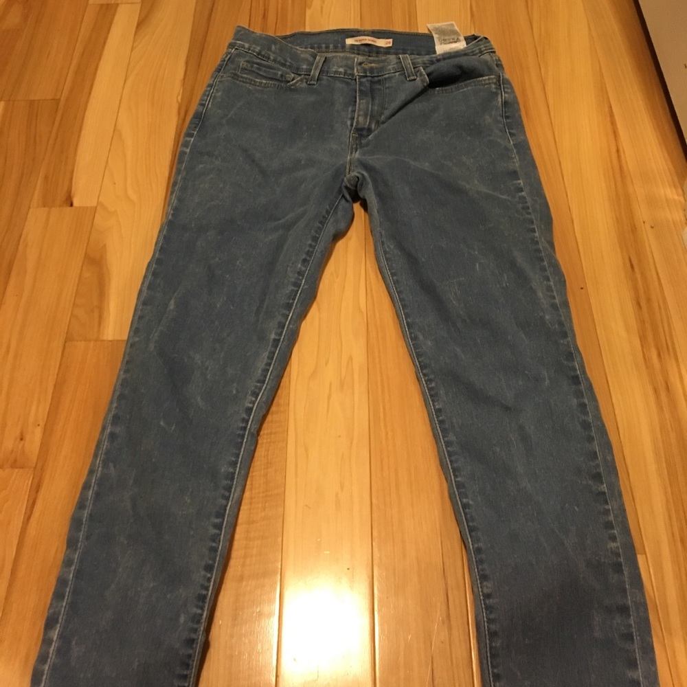 Levi skinny pants