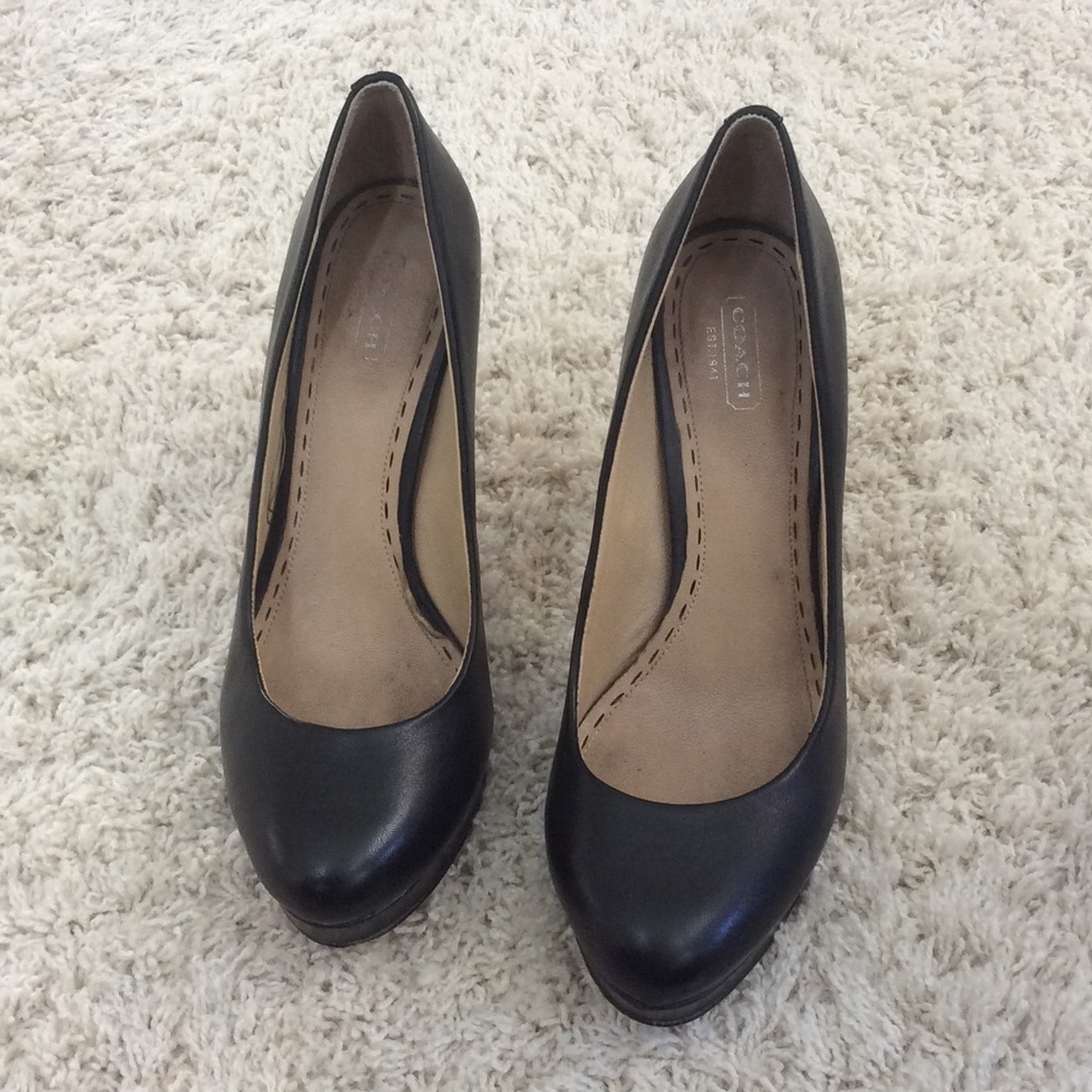 Coach heels size 9