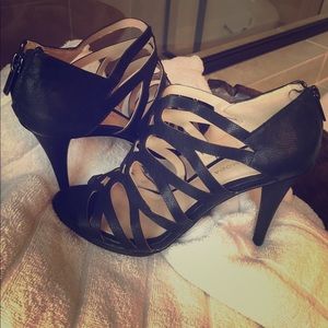 Like new Fun strappy black leather heels!