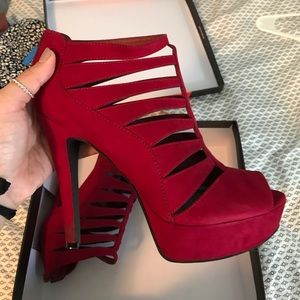 G by Guess - Maroon Suede heels, size 8.5