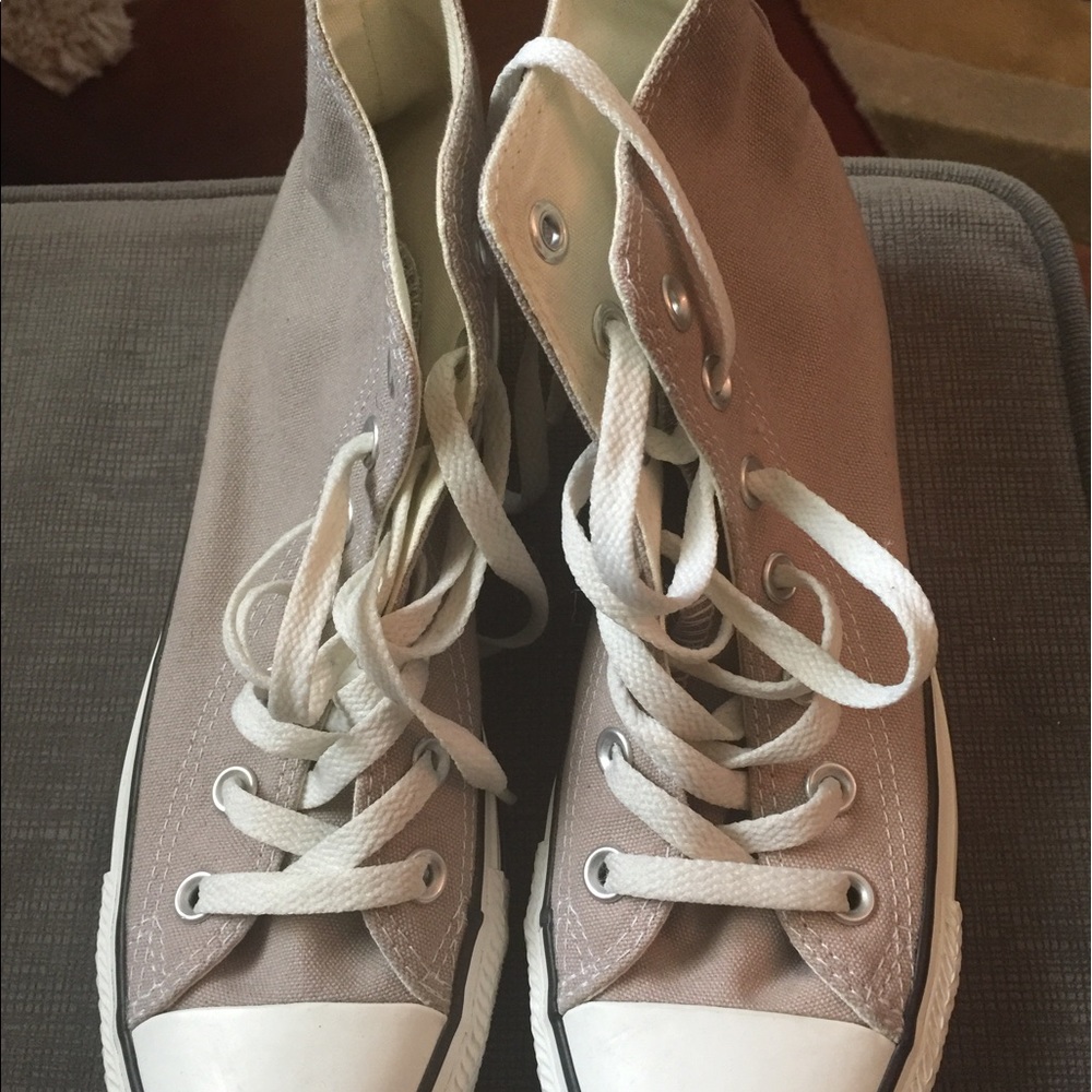 Gray Converse