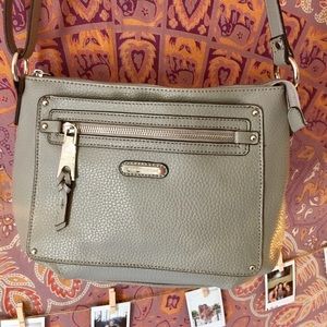 NWOT grey Dana Buchman purse!