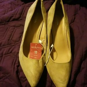 Merona  pointy toe heels