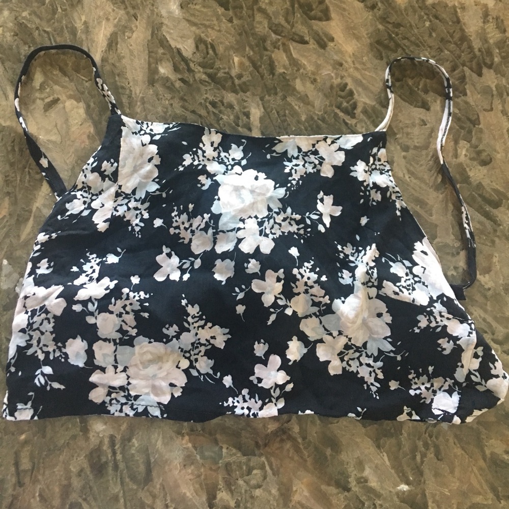 Brandy Melville crop tank
