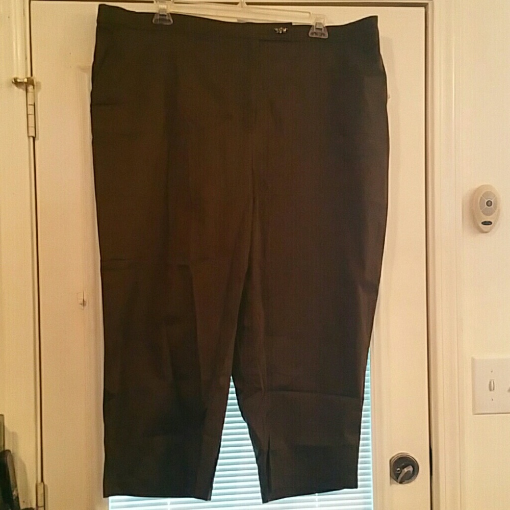White stag Crop pants