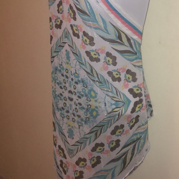 Halter Top BCBG Turquoise Pink White Size Small - Picture 3 of 7